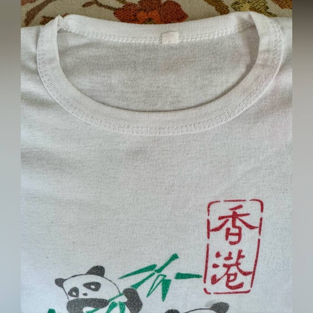70s Vintage Hong Kong Kids White Panda Graphic T-Shirt - Picture 5 of 6